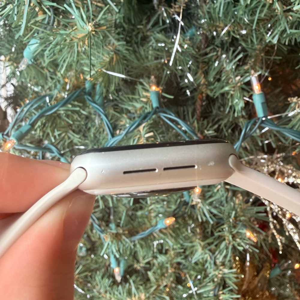 Apple Watch SE (2nd Gen) - Picture 5 of 7